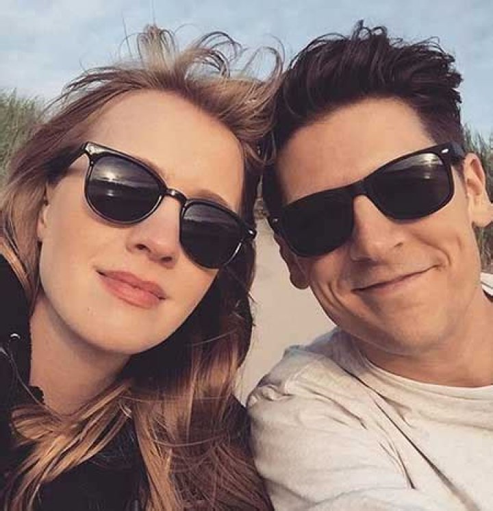 Alexz Johnson Married, Husband, Children, Net Worth, Facts, Wiki-Bio