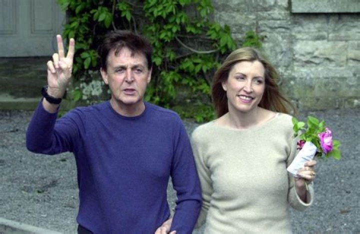 Beatrice McCartney Bio, Net Worth, Family, Paul McCartney, Divorce, Boyfriend, Age