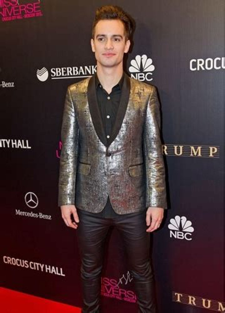 Brendon Urie Height, Weight, Body Measurements, Shoe Size