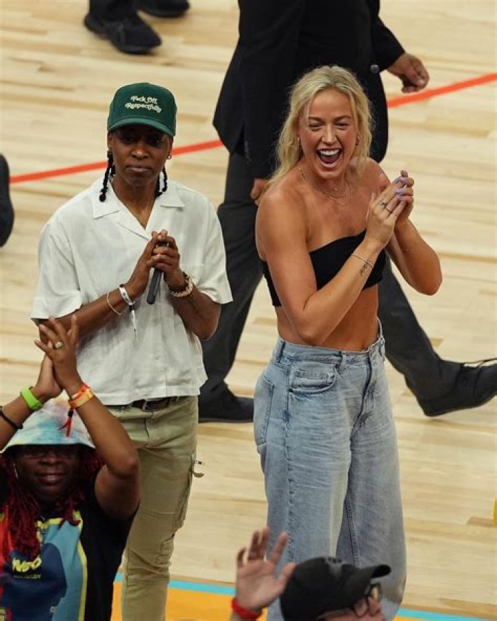 Charlie Baltimore Net Worth, Earning, Salary, Relationship, Dating, Boyfriend, Wiki-Bio