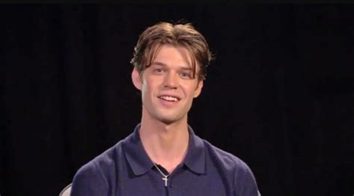 Colin Ford Height, Weight, Body Measurements, Shoe Size