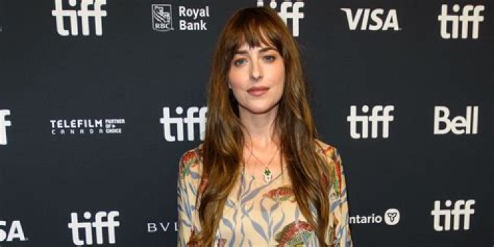 Dakota Johnson Net Worth: Details About Assets, Income, Movies, Career - SarkariResult