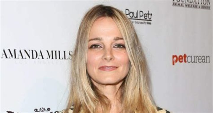 Emily Rose Height, Weight, Measurements, Bra Size, Shoe Size