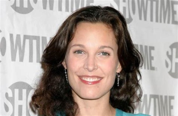 Erin Brockovich Height, Weight, Measurements, Bra Size, Shoe Size