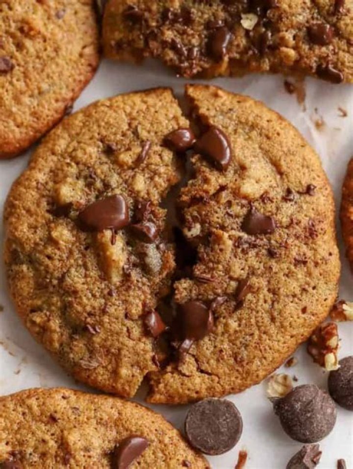 Healthy Chocolate Chip Cookies - Celebrating Sweets
