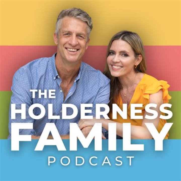 Holderness Family Laughs net worth, income and estimated earnings of Youtuber channel