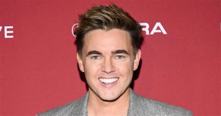 Jesse McCartney Height, Weight, Body Measurements, Shoe Size