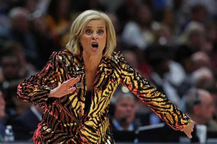 Kim Mulkey Net Worth: Details About Salary, Age, Son, Husband, Engaged - SarkariResult