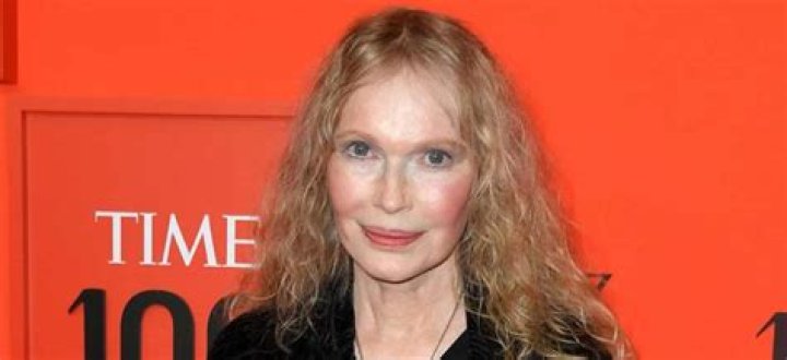 Mia Farrow Height, Weight, Measurements, Bra Size, Shoe Size