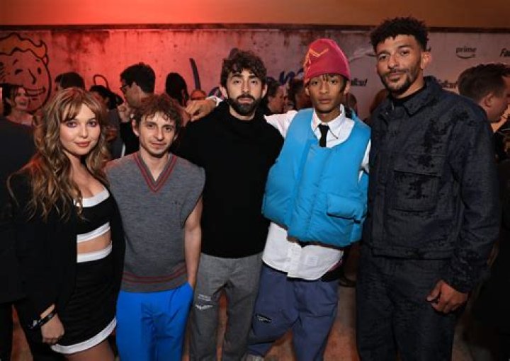 Moises Arias Net Worth: Details About Age, Income, Movie, Career, Gf, Cars - SarkariResult