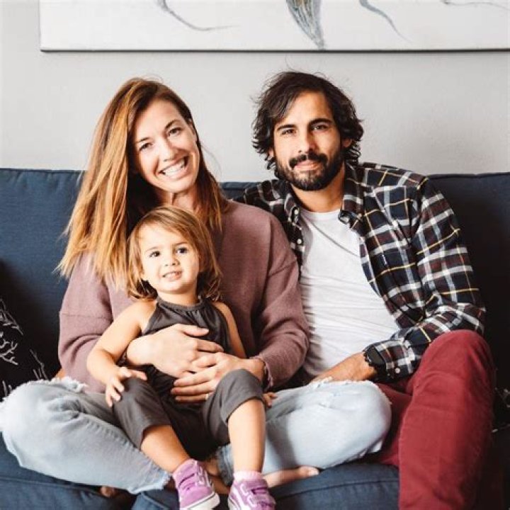 Parvati Shallow Net Worth, Married, Husband, Kids