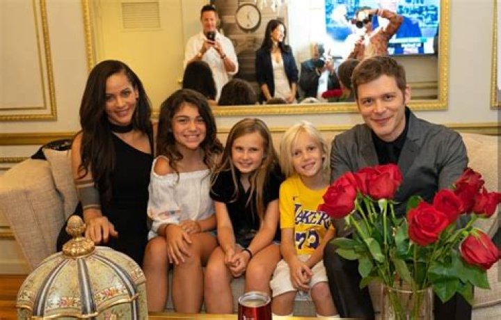 Persia White Parents : Bahamian Father & Irish-American Mother - SarkariResult