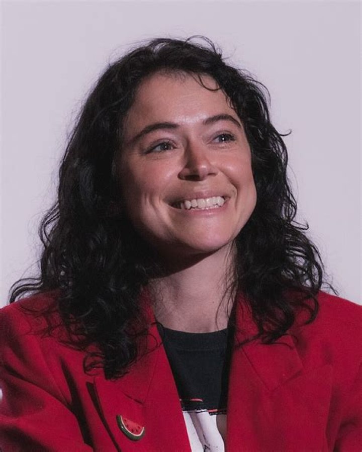 Tatiana Maslany Net Worth: Details About Bf, Income, Movie, Career, Cars, Age - SarkariResult